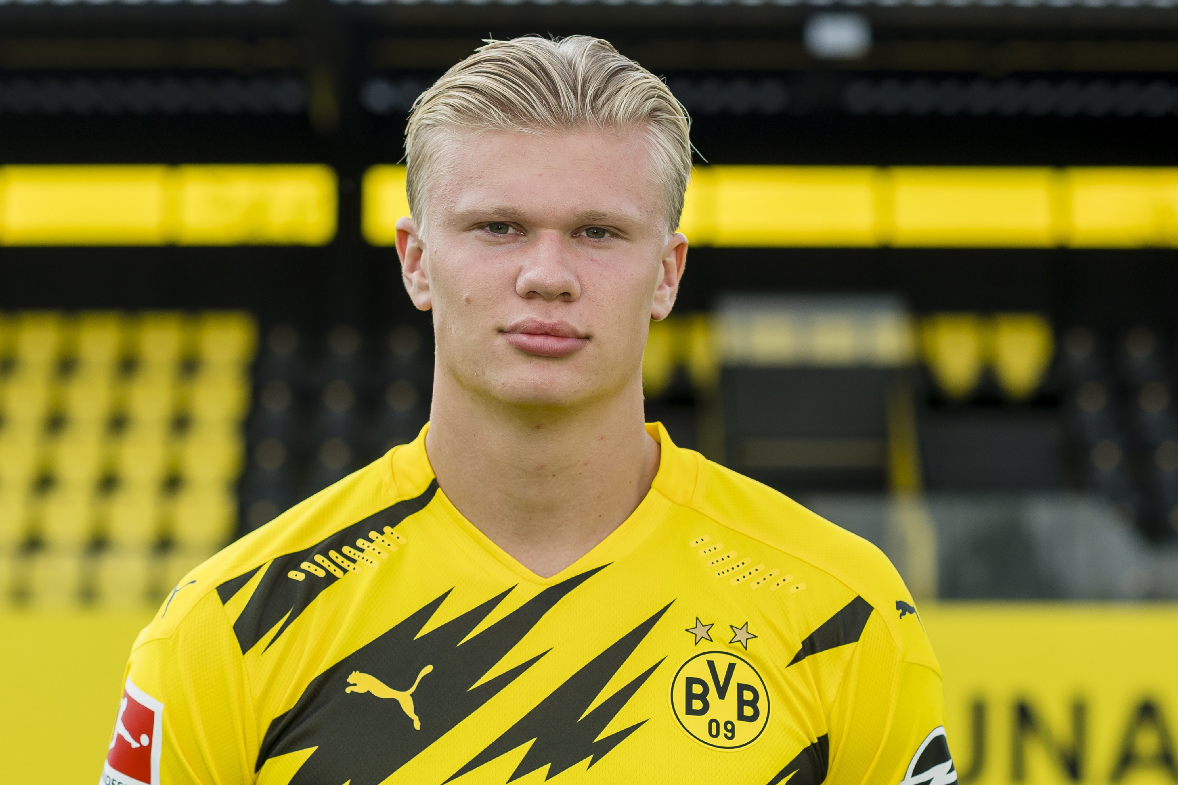 操作方面只认可UZI！小花生给出心中完美选手：游戏理解是Mata