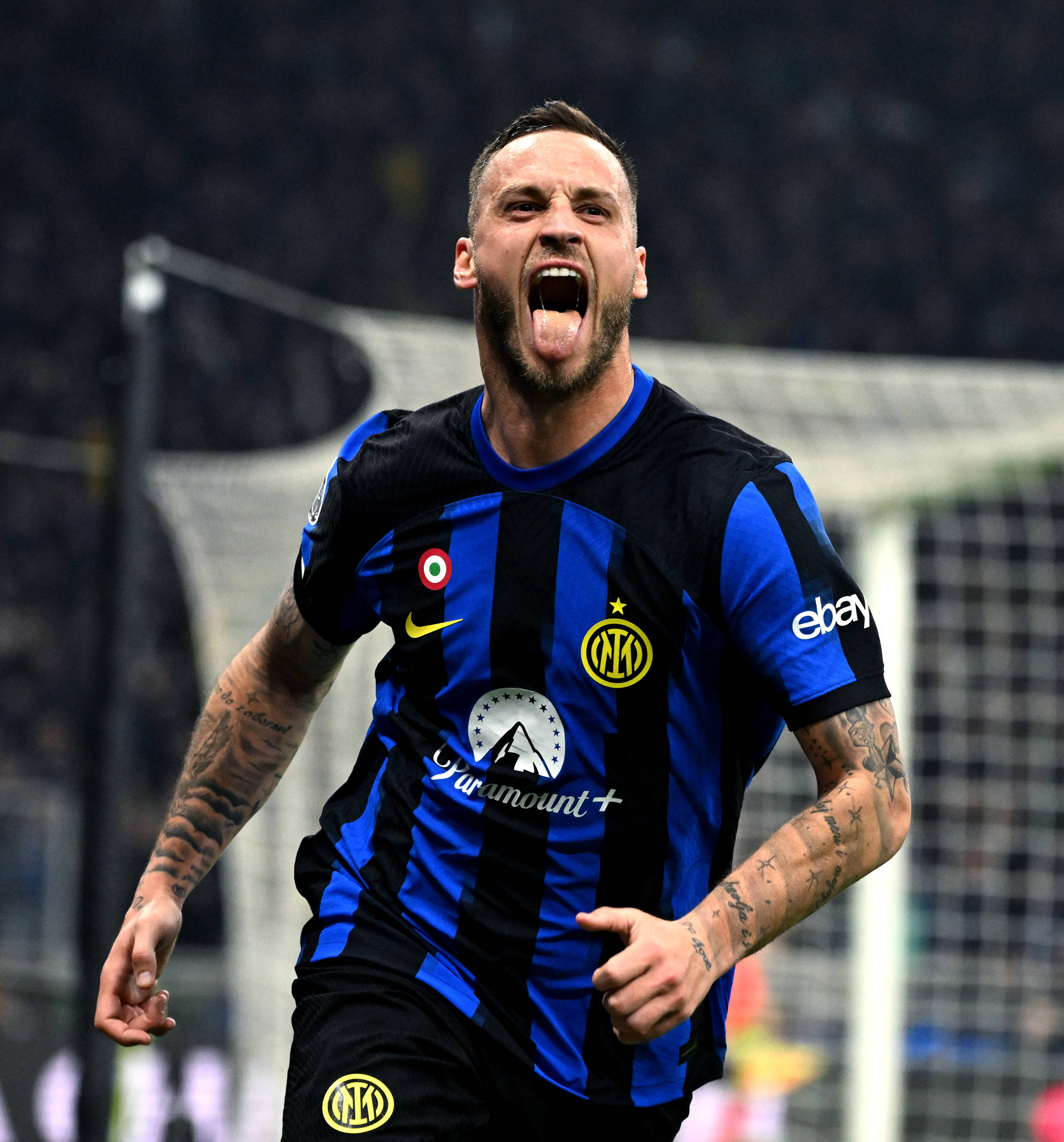 AG发布人员变动公告：Paris正式加入AG无畏契约，担任主教练