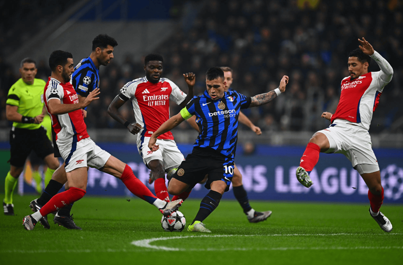 户外运动公开赛全球顶级队伍集结