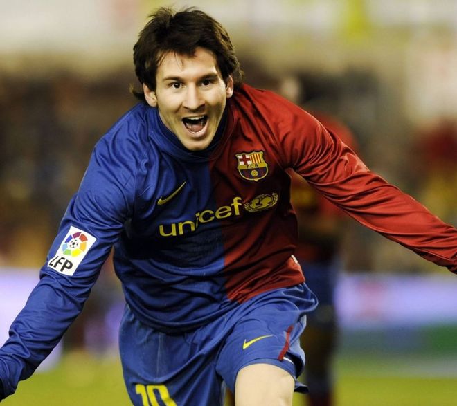 [欧冠]凯恩传射 拜仁2-0勒沃库森总分5-0进8强